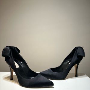 Michael Kors Black Satin Pointy Toe High Heel Pumps made in Italy size 7